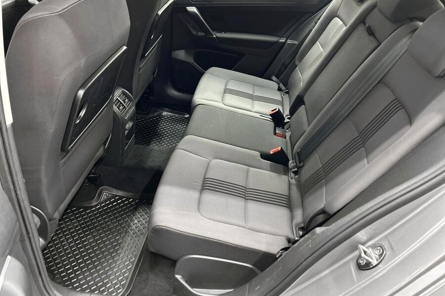 Volkswagen Golf Sportsvan vaihtoauto