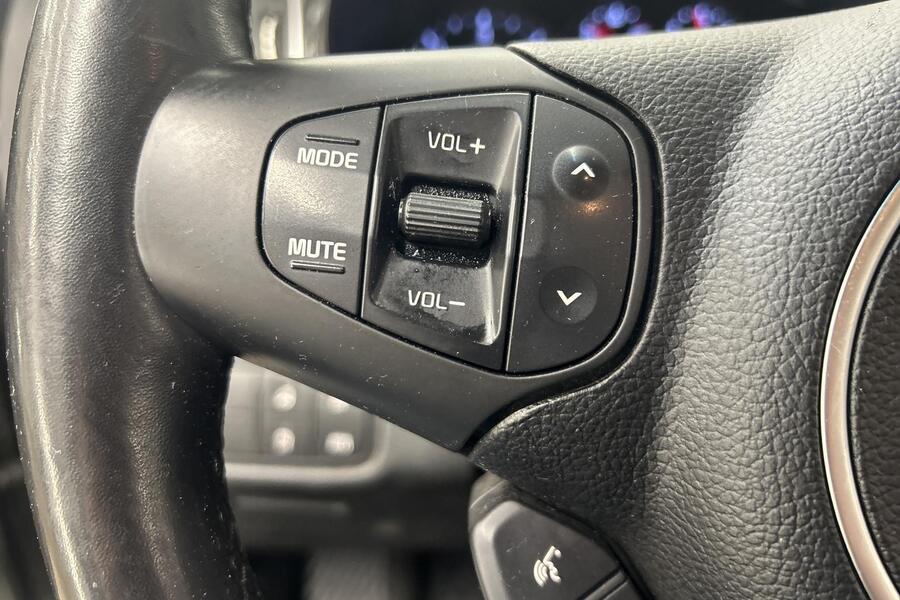 Kia Carens vaihtoauto