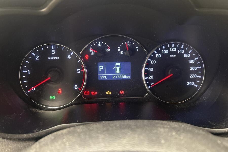 Kia Carens vaihtoauto