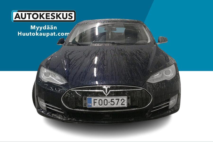 Tesla Model S vaihtoauto