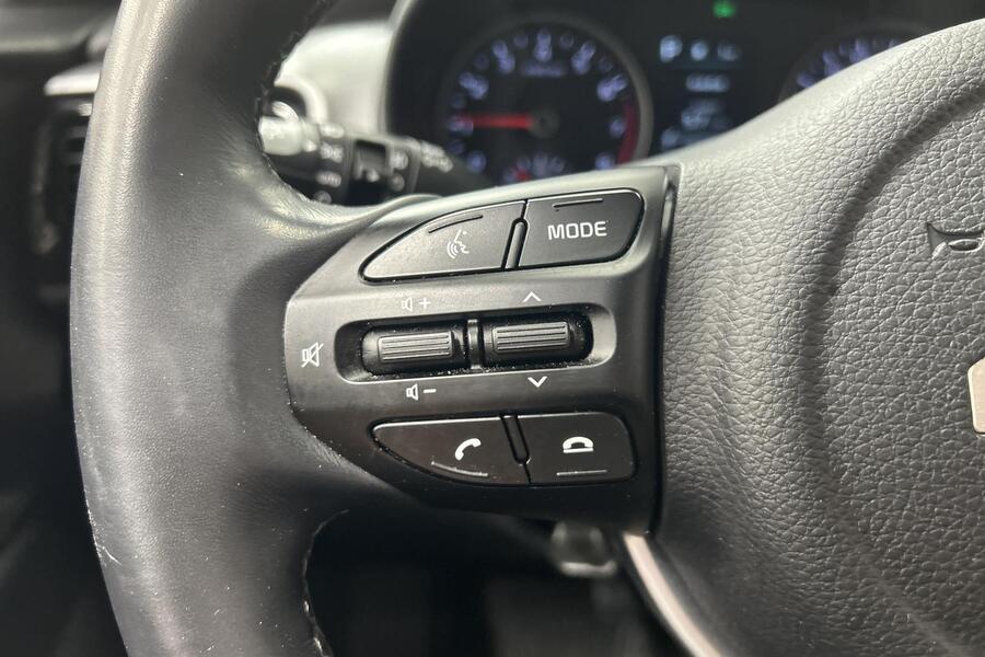 Kia Stonic vaihtoauto