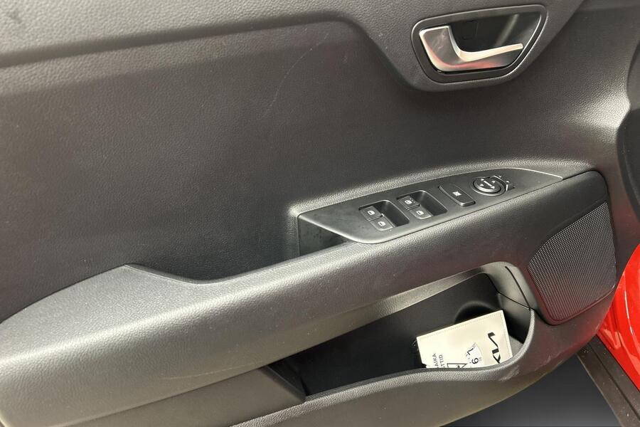 Kia Stonic vaihtoauto