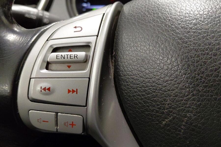 Nissan X-Trail vaihtoauto