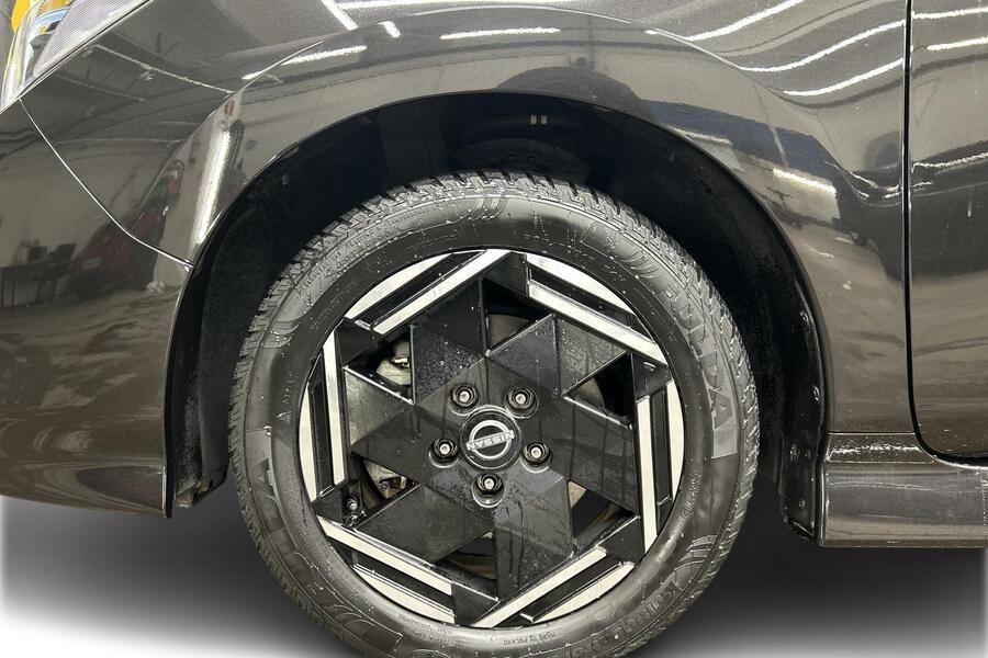 Nissan Leaf vaihtoauto