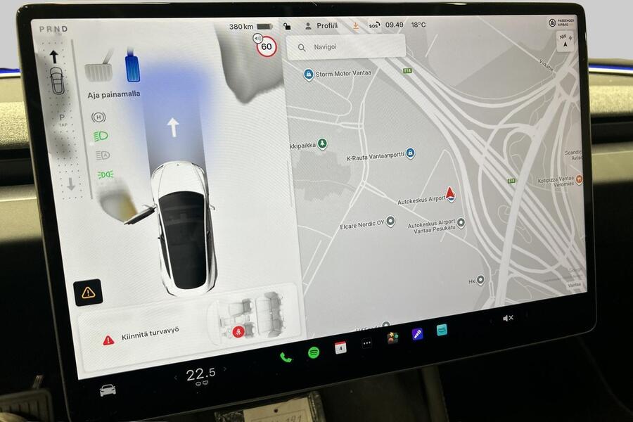 Tesla Model 3 vaihtoauto