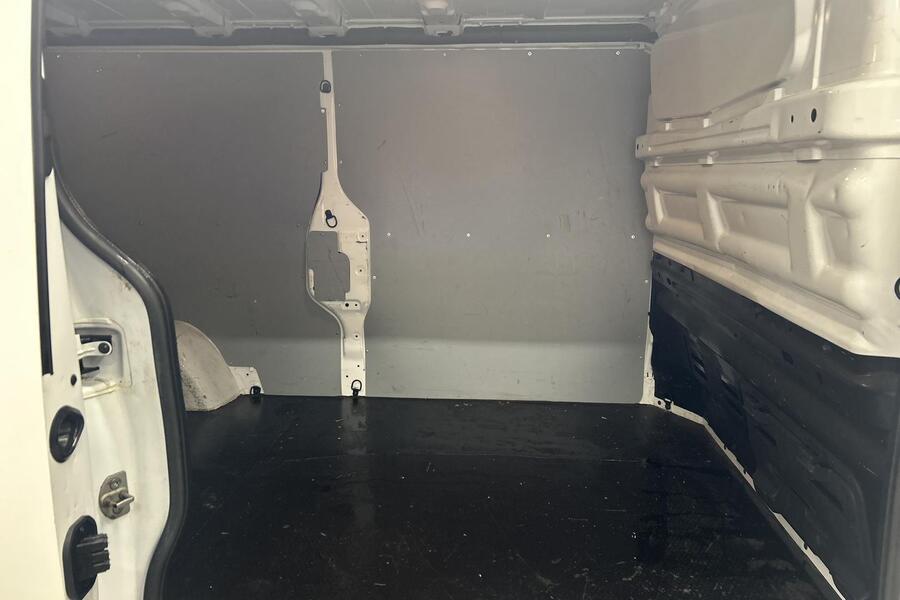 Nissan NV300 vaihtoauto