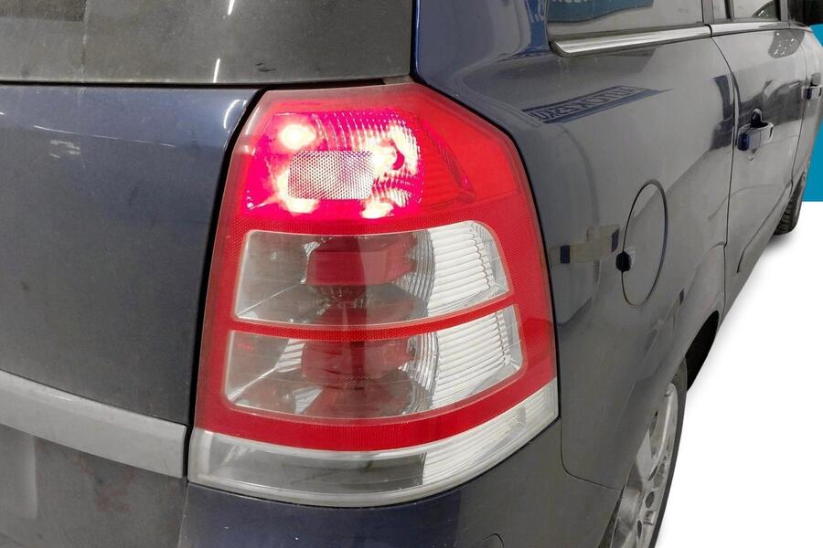 Opel Zafira vaihtoauto