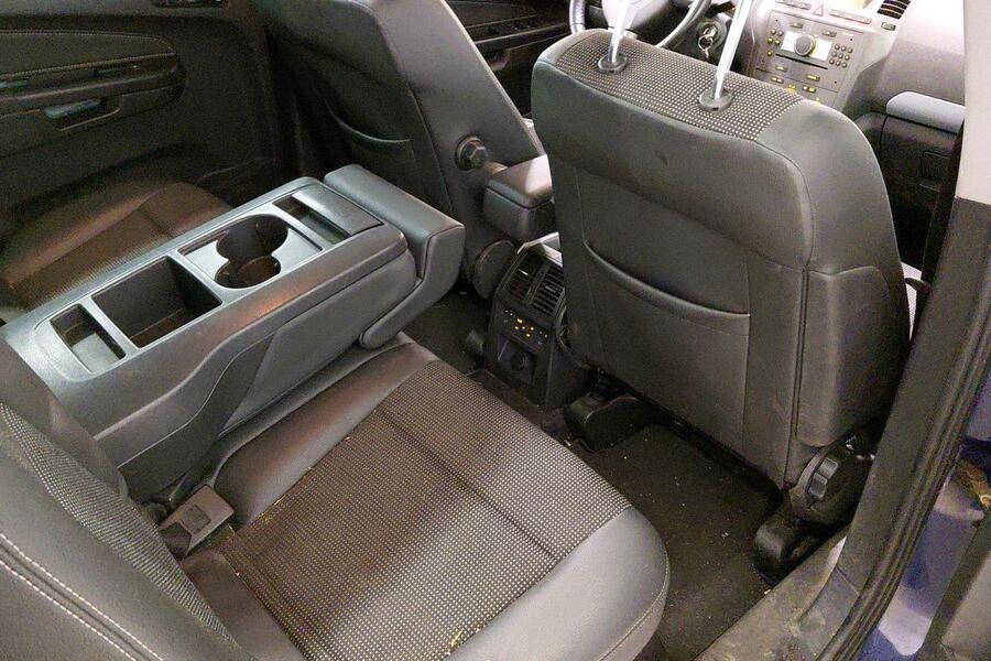 Opel Zafira vaihtoauto