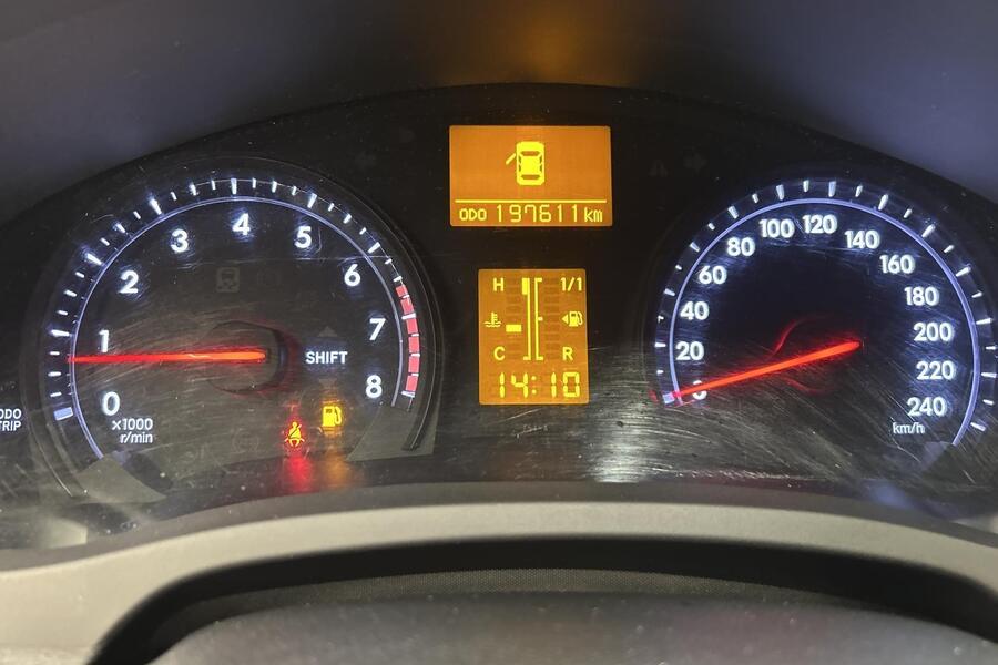 Toyota Avensis vaihtoauto