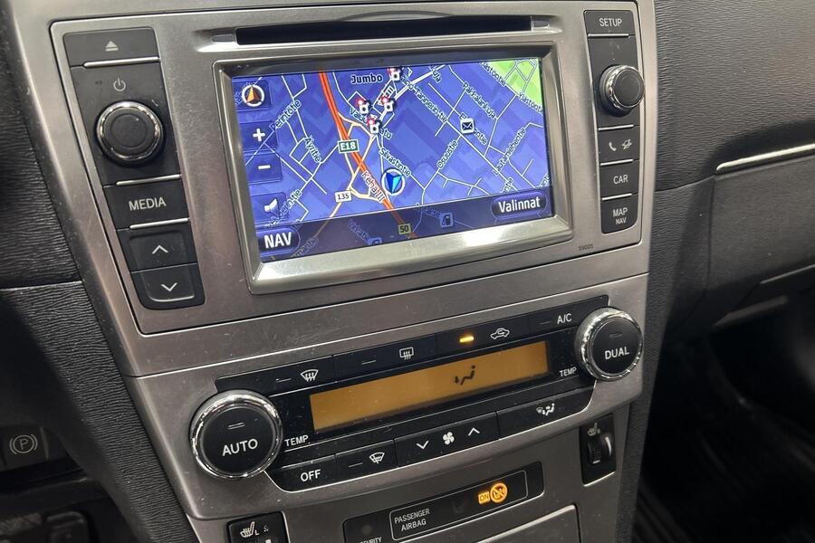 Toyota Avensis vaihtoauto