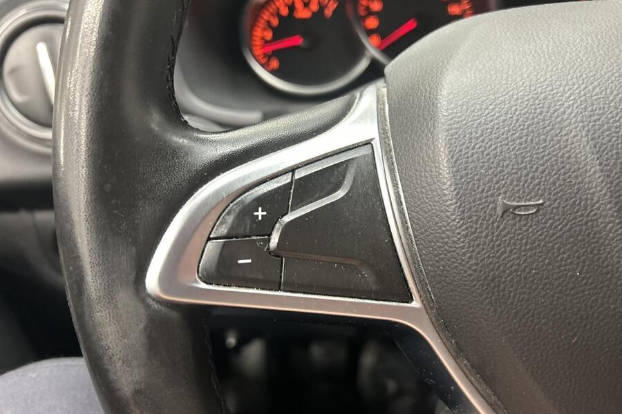 Dacia Sandero vaihtoauto