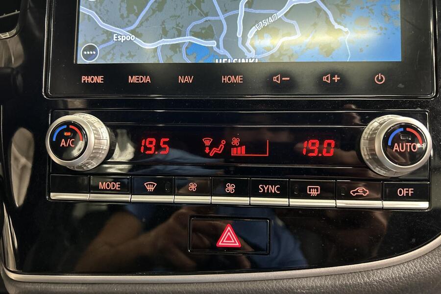 Mitsubishi Outlander PHEV vaihtoauto