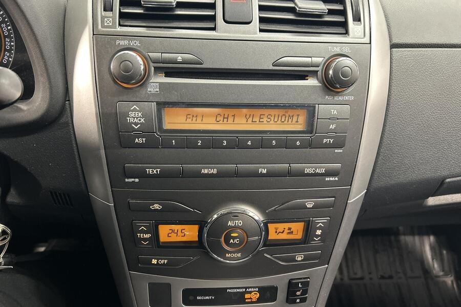 Toyota Corolla vaihtoauto