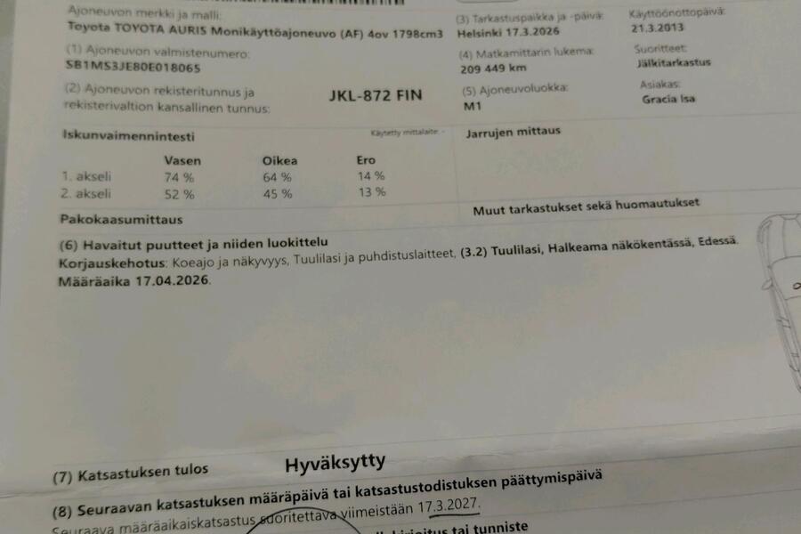 Toyota Auris vaihtoauto