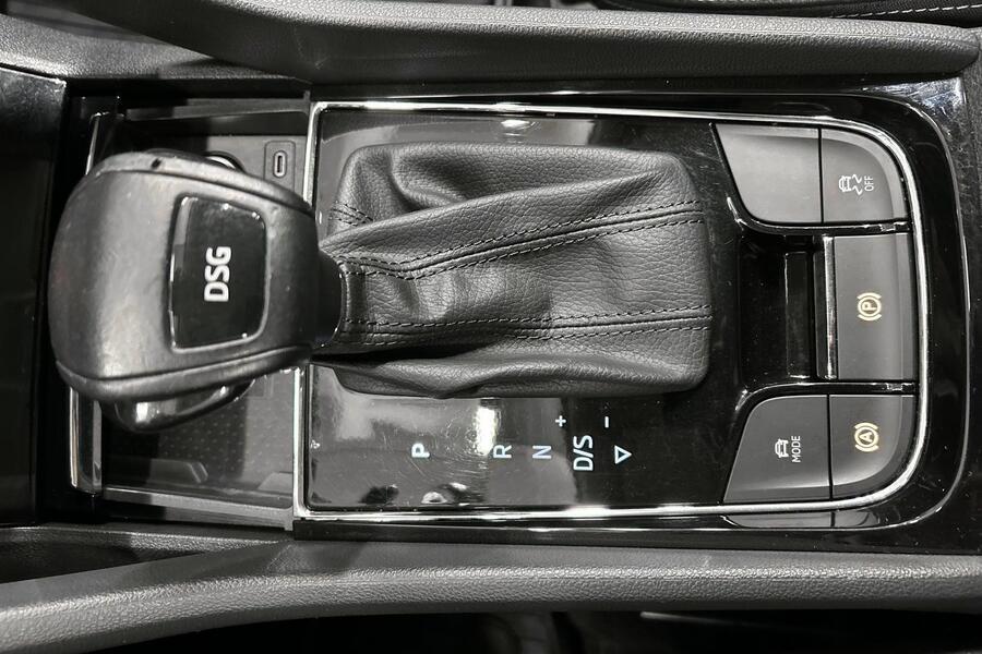 Skoda Karoq vaihtoauto