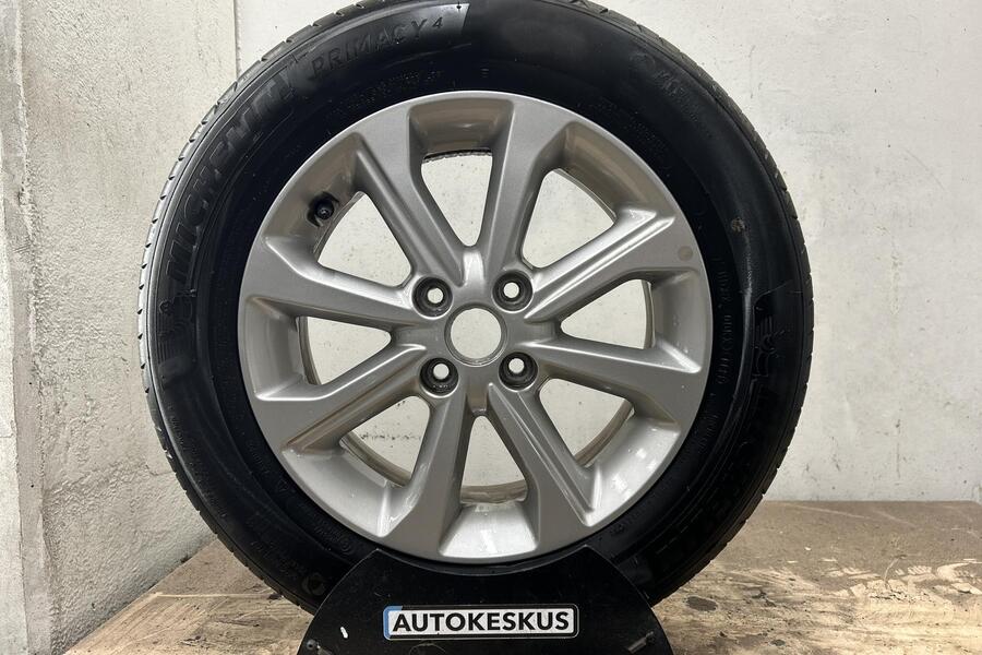 Kia Stonic vaihtoauto