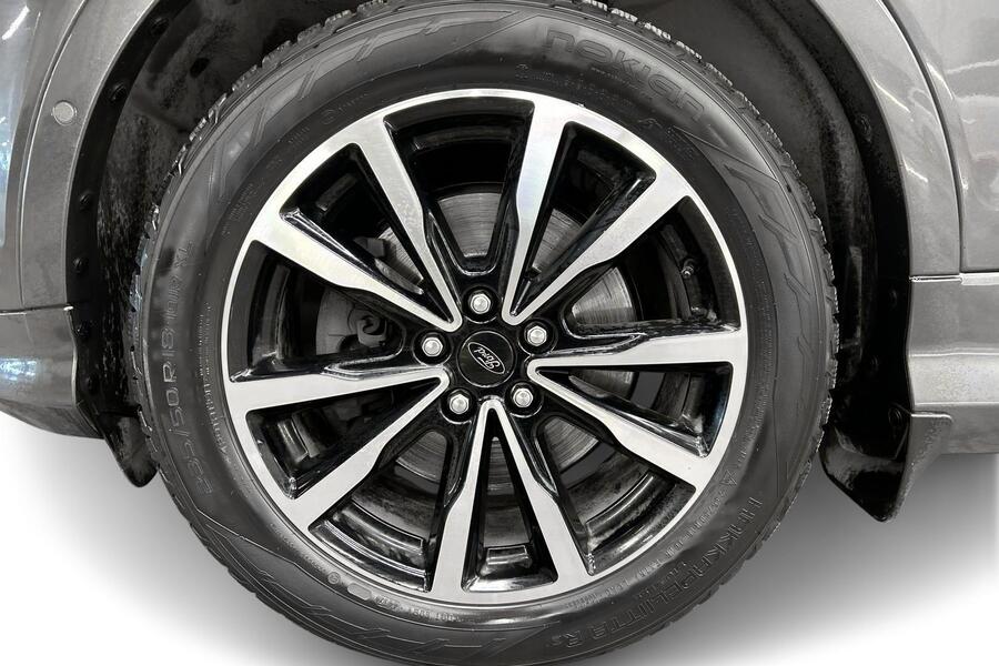 Ford Kuga vaihtoauto