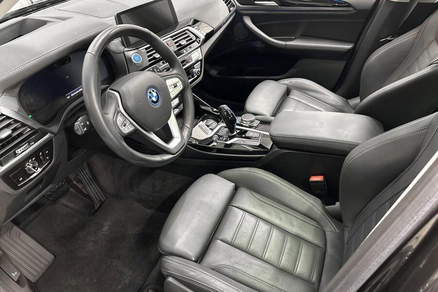 BMW iX3 vaihtoauto