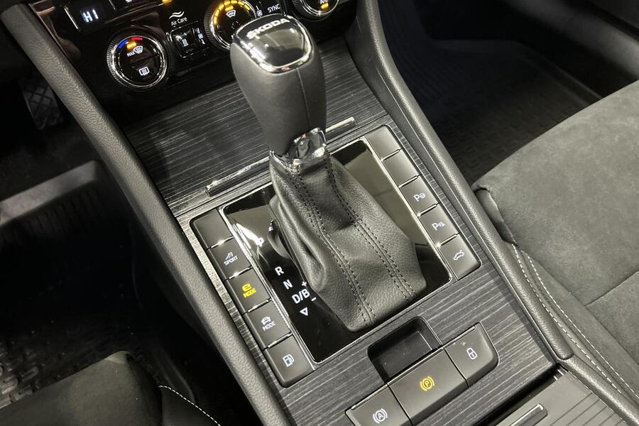 Skoda Superb vaihtoauto