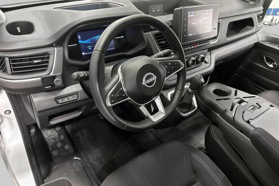 Nissan Primastar vaihtoauto