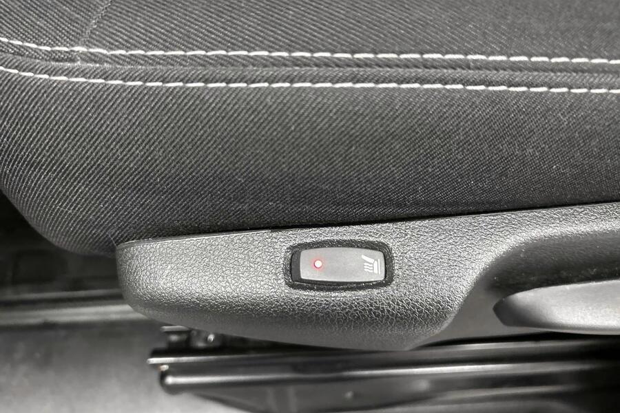 Nissan Primastar vaihtoauto