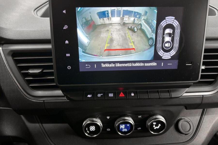 Nissan Primastar vaihtoauto