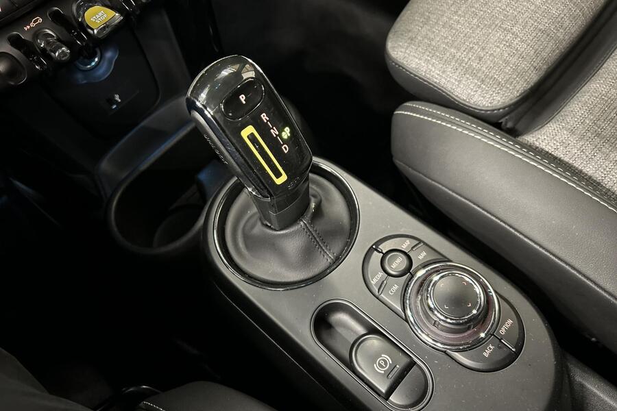 Mini Cooper vaihtoauto