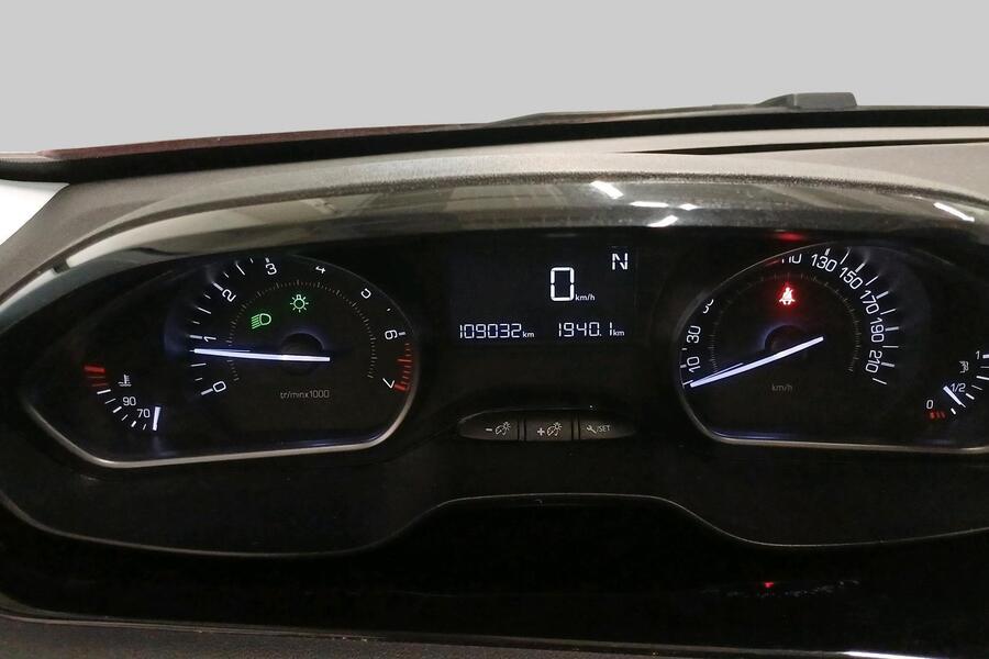 Peugeot 208 vaihtoauto