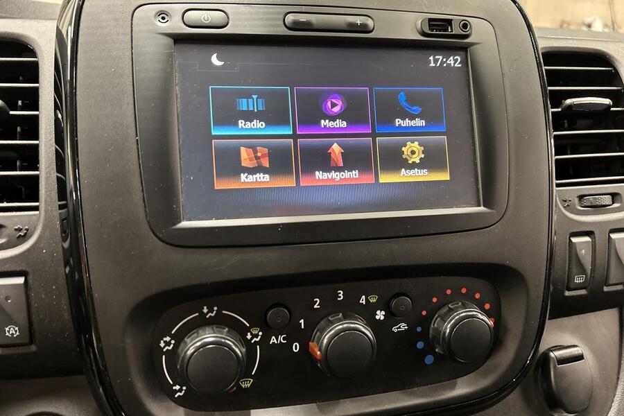 Opel Vivaro vaihtoauto