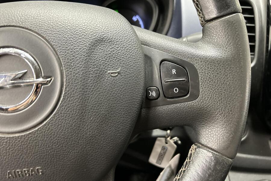 Opel Vivaro vaihtoauto