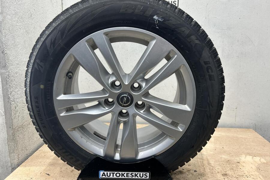 Opel Astra vaihtoauto