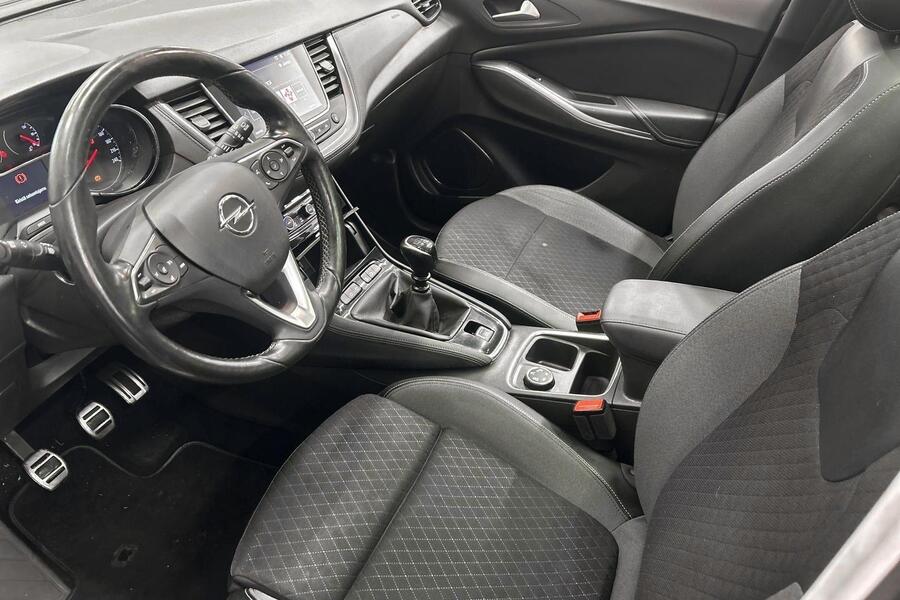 Opel Grandland X vaihtoauto