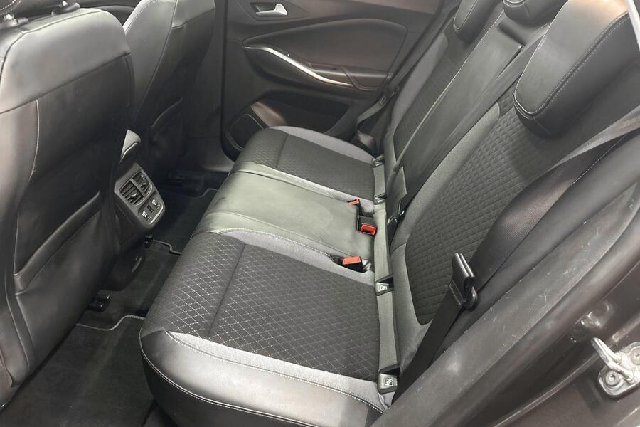 Opel Grandland X vaihtoauto