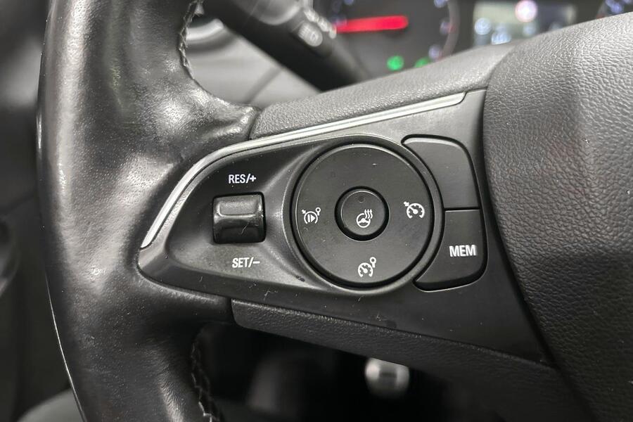 Opel Grandland X vaihtoauto