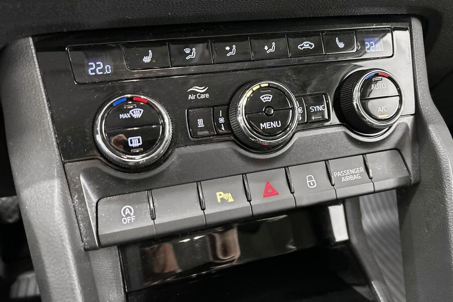 Skoda Karoq vaihtoauto