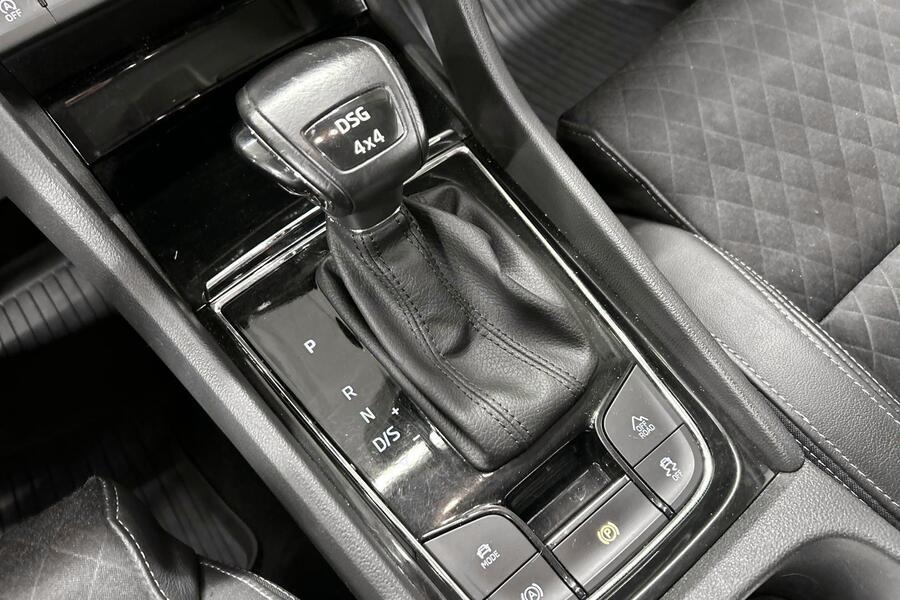 Skoda Karoq vaihtoauto