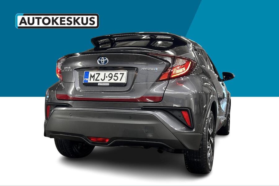 Toyota C-HR vaihtoauto