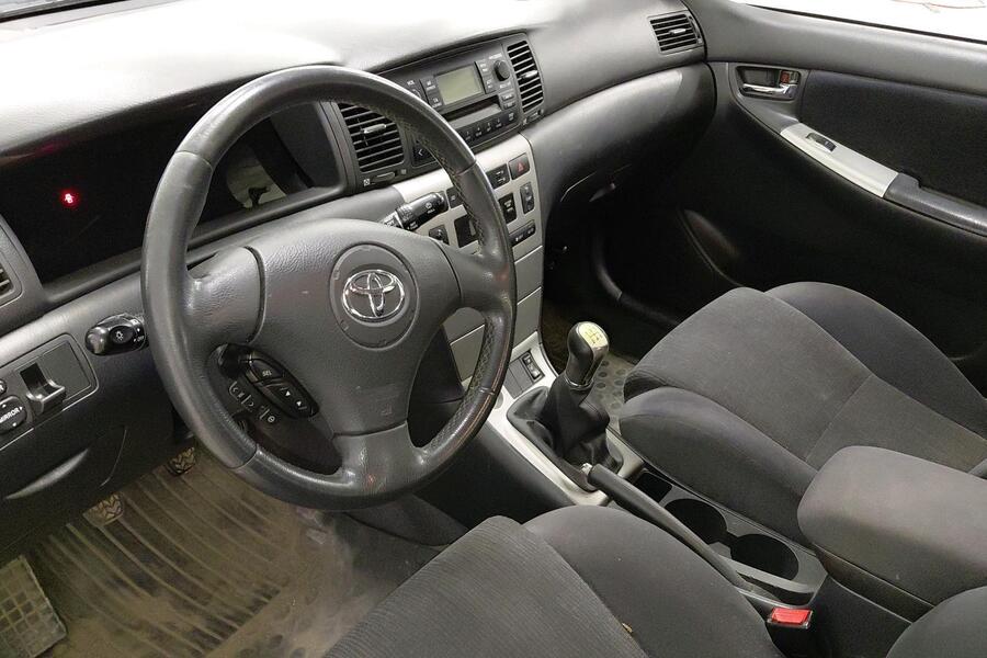 Toyota Corolla vaihtoauto