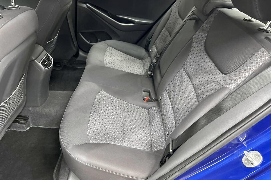 Hyundai IONIQ electric vaihtoauto