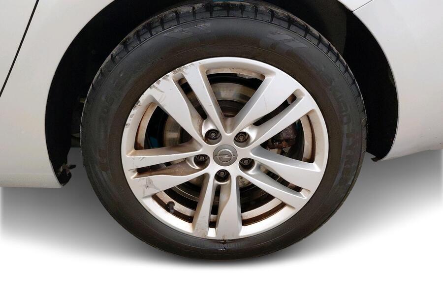 Opel Astra vaihtoauto