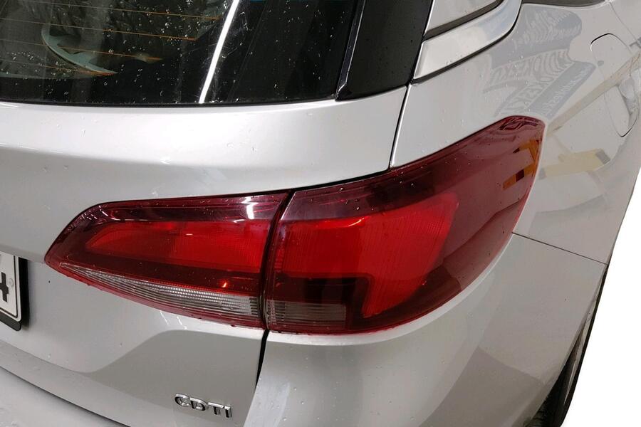 Opel Astra vaihtoauto