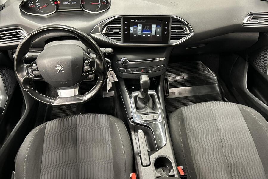 Peugeot 308 vaihtoauto