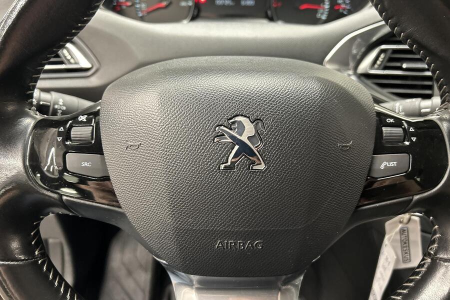 Peugeot 308 vaihtoauto