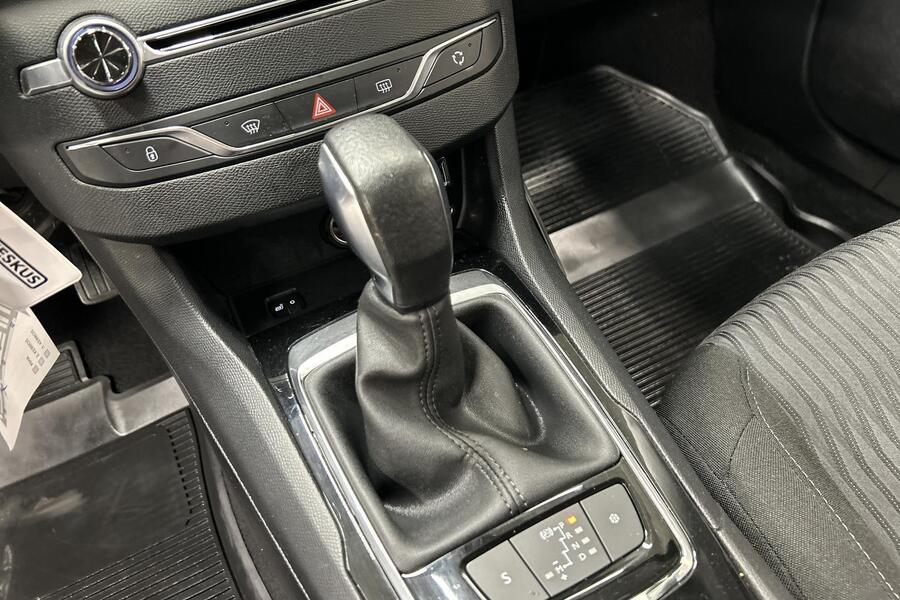 Peugeot 308 vaihtoauto