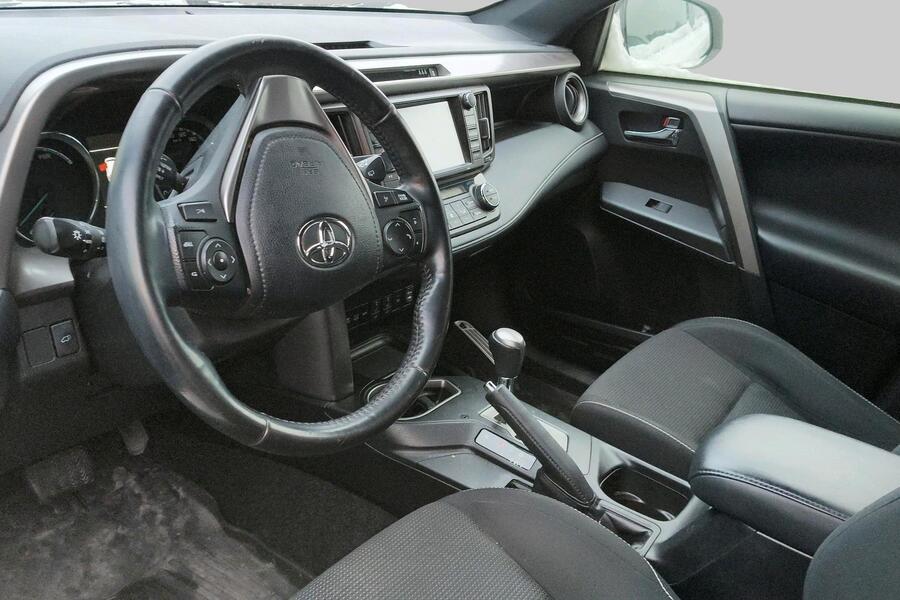 Toyota RAV4 vaihtoauto