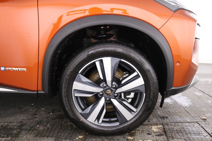 Nissan X-Trail vaihtoauto