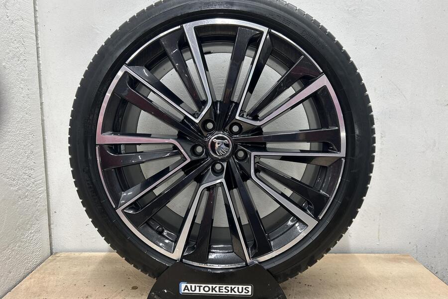 Skoda Enyaq vaihtoauto