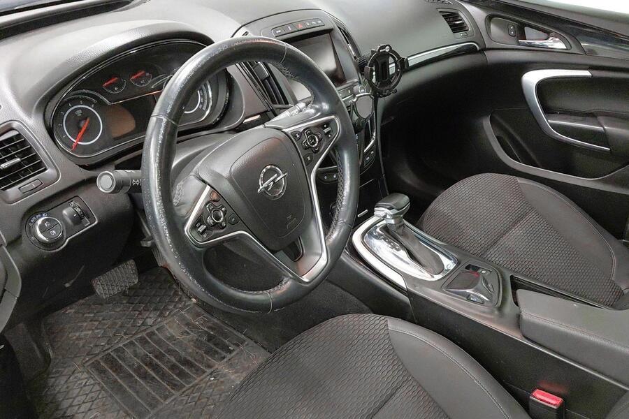 Opel Insignia vaihtoauto