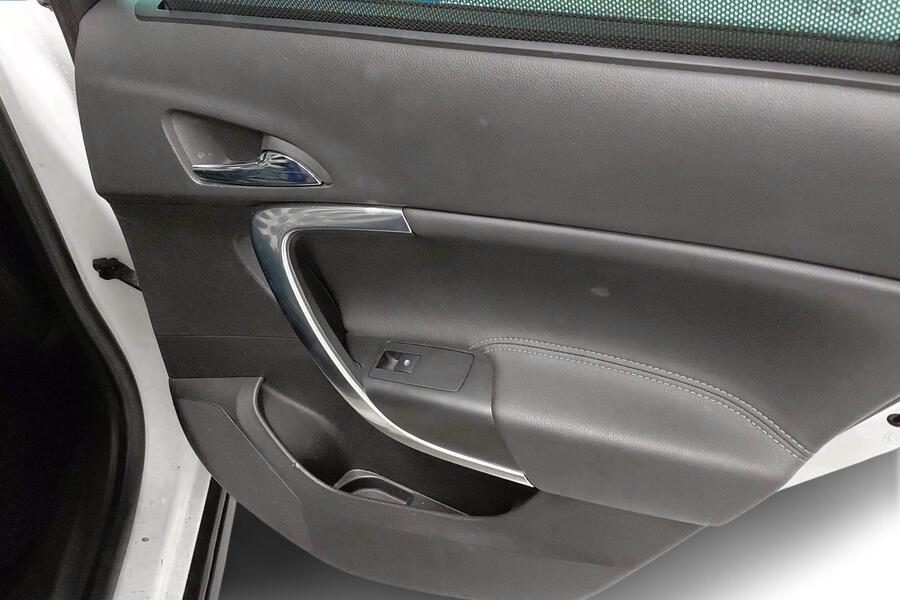 Opel Insignia vaihtoauto