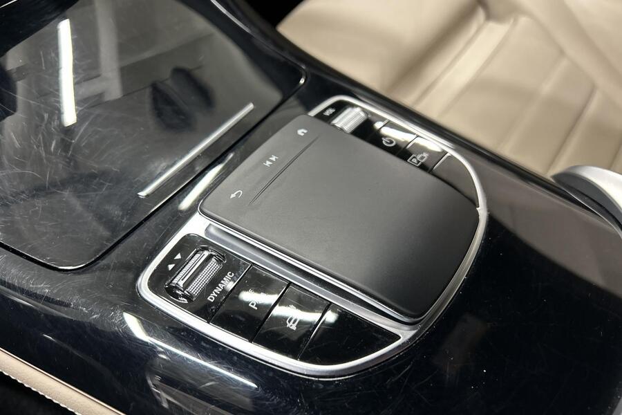 Mercedes-Benz EQC vaihtoauto